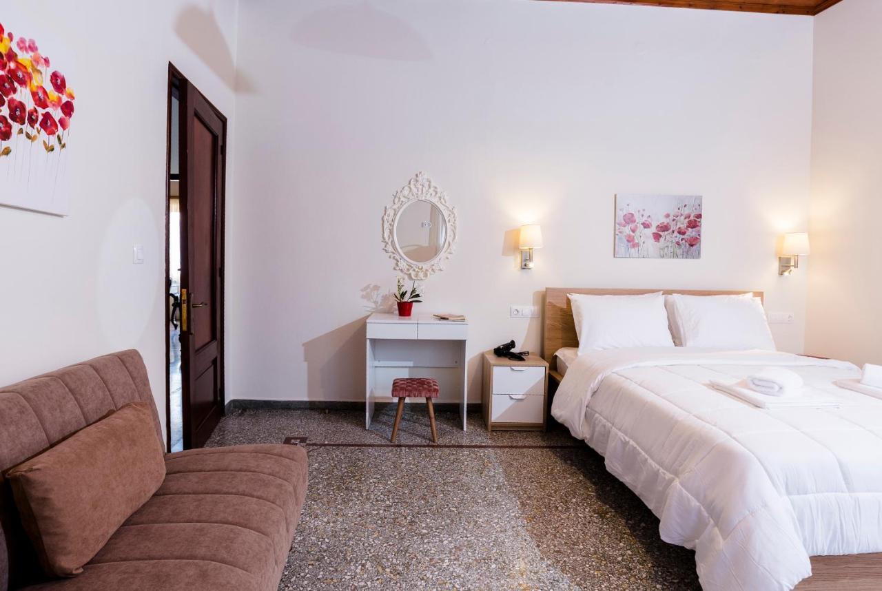 Alexandra Villa *